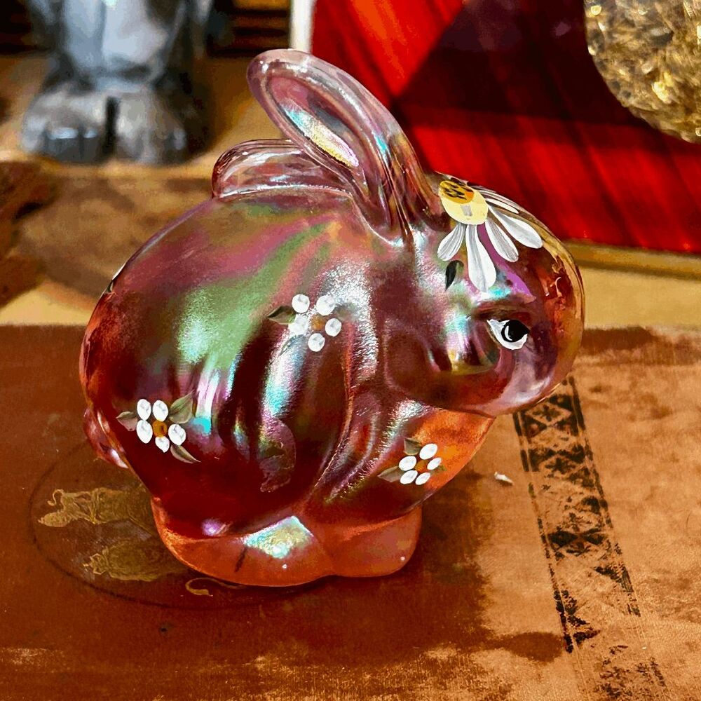 Vintage Fenton Glass Rabbit Figurine – Pink Carnival Glass with Hand-Painted Flo